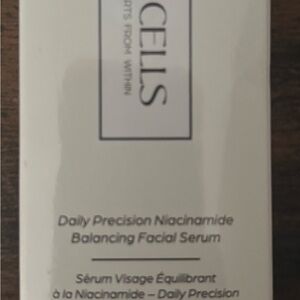Daily Precision Niacinamide Balancing Facial Serum - White
